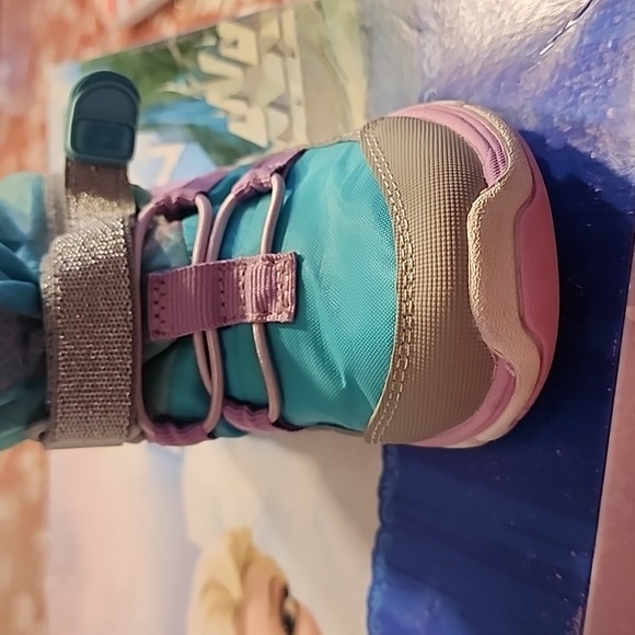 Girls size 9M sneaker boot Disney Frozen - Picture 9 of 11